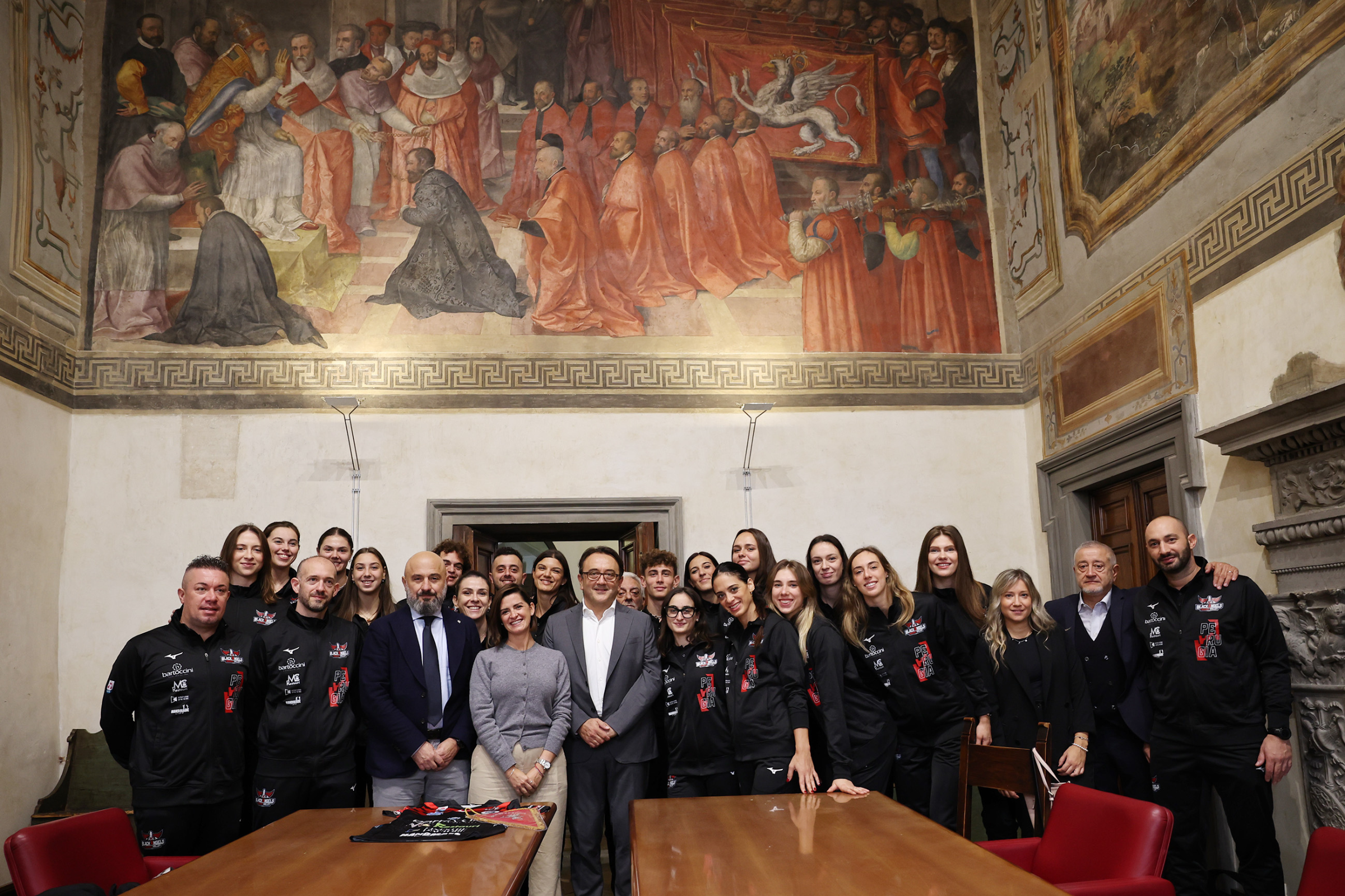 Al momento stai visualizzando La Bartoccini MC Restauri ricevuta dal Comune di Perugia